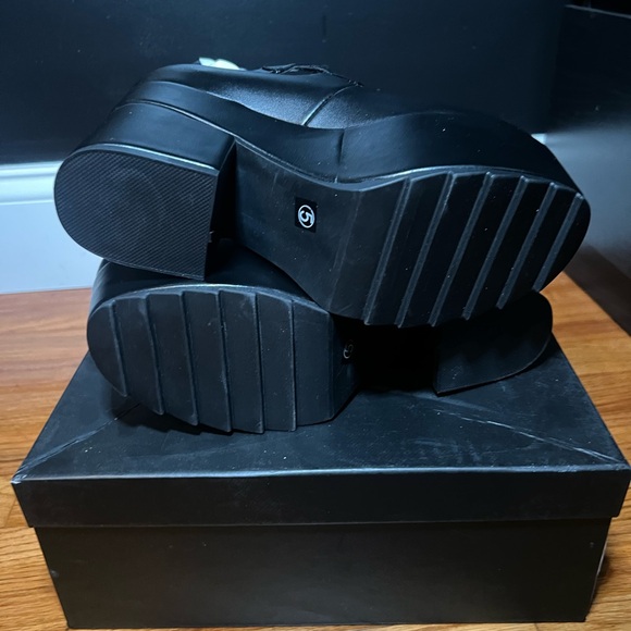 La Moda platforms - Picture 3 of 5